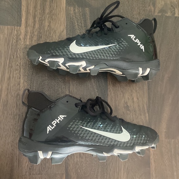 Nike Fast Flex Alpha Baseball cleats kids size 5  black & white - Picture 2 of 14